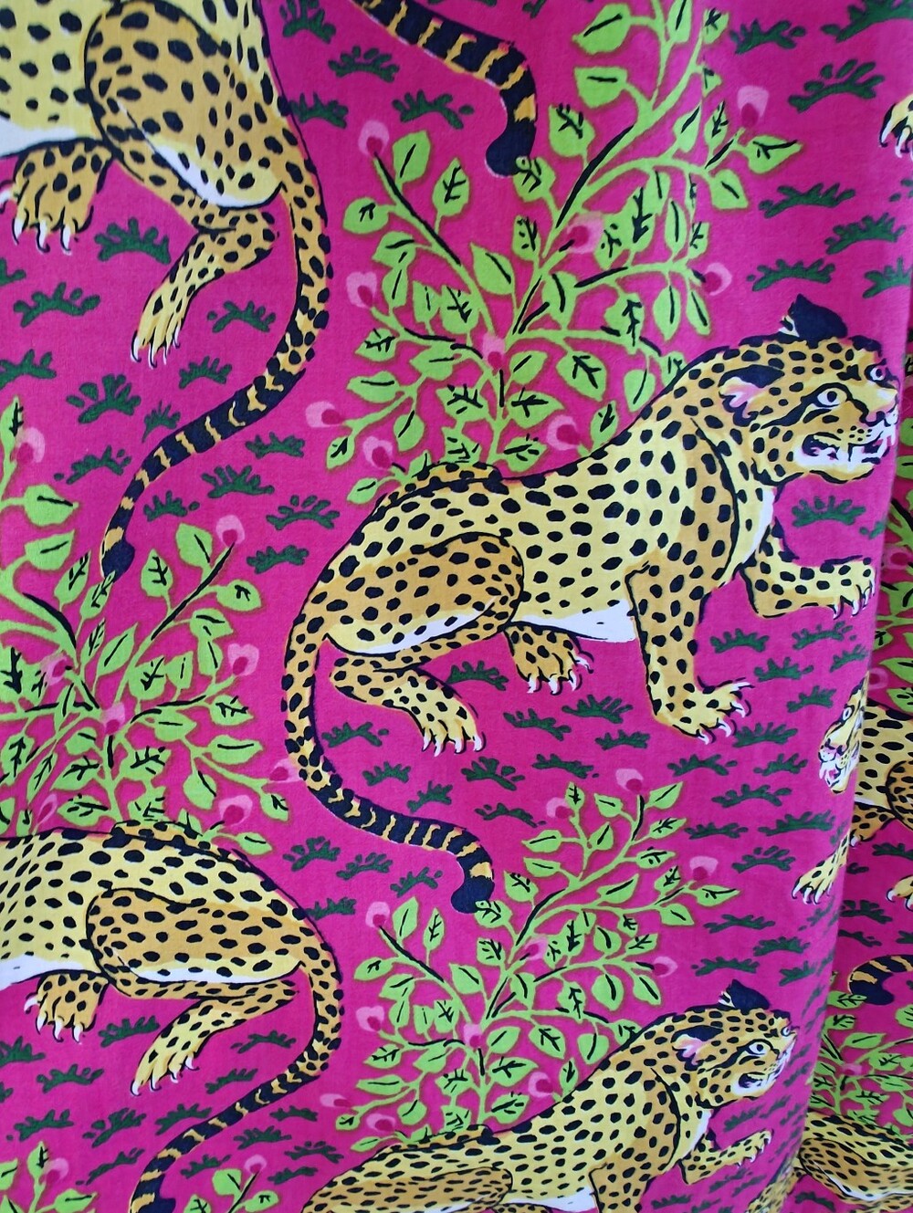 Like New Printfresh Pintuck Bagherra, Hot Pink. Size XS - Picture 4 of 5